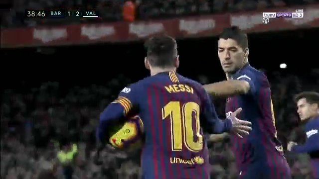 فيديو: هدف ميسي الأول لبرشلونة في مرمى فالنسيا