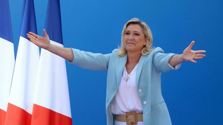 مارين لوبان تلمّح بعدم الترشح مرة أخرى في حال فشلت في الانتخابات الفرنسية المقبلة