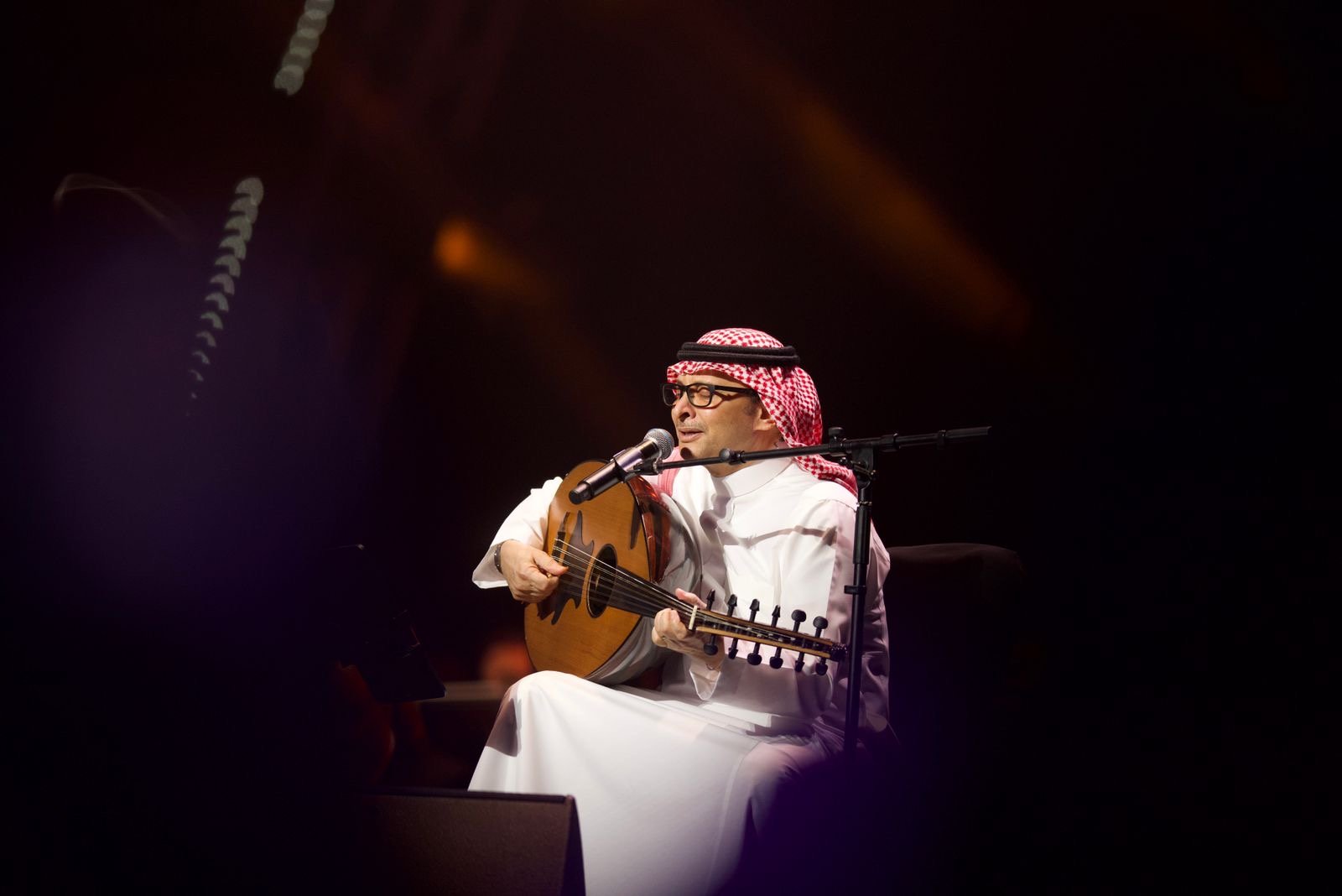 عبد المجيد عبد الله يكشف لاول مرة عنوان البومه آلجديد انتاج روتانا في اضخم حفلات العيد في دبي